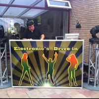 Electronic's Drive-in